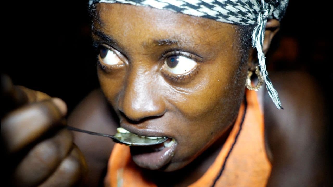 موائد يحفها الخطر