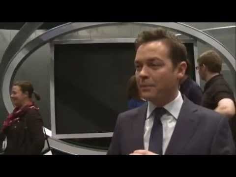 New Catchphrase - behind the scenes